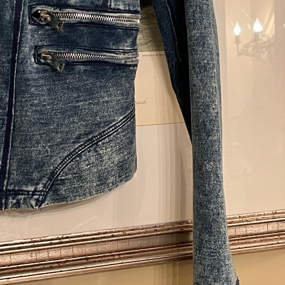 Blank NYC Tailored Denim Jacket - Picture 9 of 9
